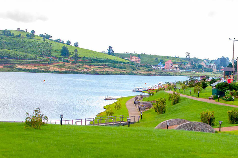 Gregory lake Sri Lanka Travel