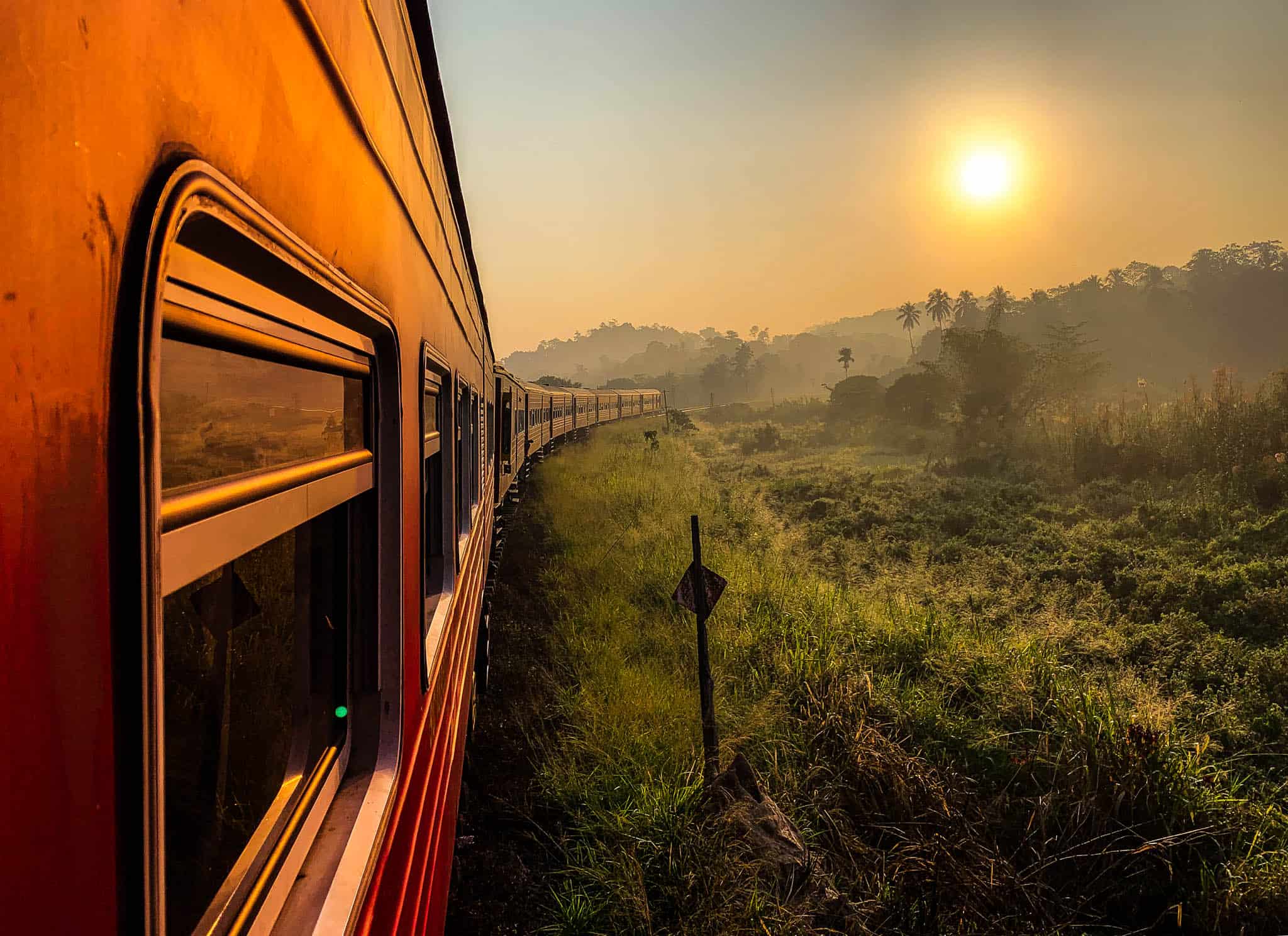 Sri Lanka Travel train